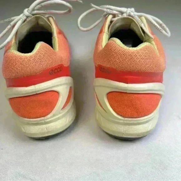 Women's Biom Fjuel Racer Sneaker In Coral Blush/Coral/Popcorn Sz 8/8.5 like new - Picture 5 of 15